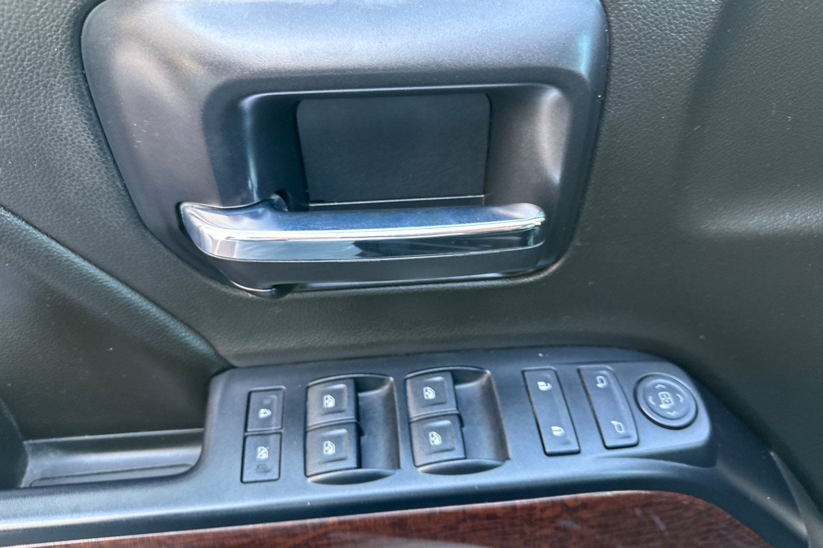 Used 2014 GMC Sierra 1500 SLE w/ Texas SLE Value Package RWD image 11