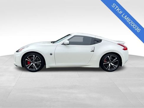 Used 2020 Nissan 370Z w/ Sport Package image 4