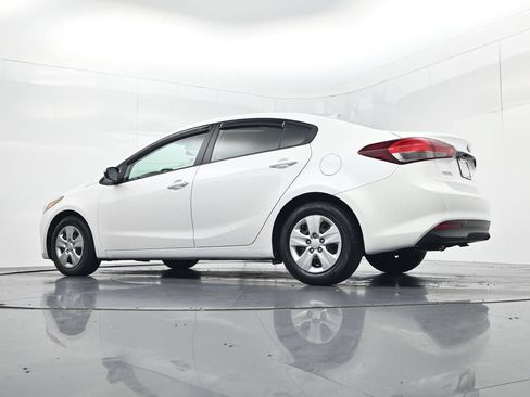 Used 2018 Kia Forte LX w/ LX Popular Package FWD image 38