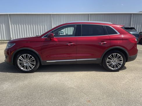 Used 2018 Lincoln MKX Reserve w/ Driver Assistance Package FWD image 7