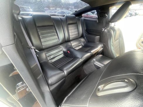 Used 2006 Ford Mustang GT Premium image 23