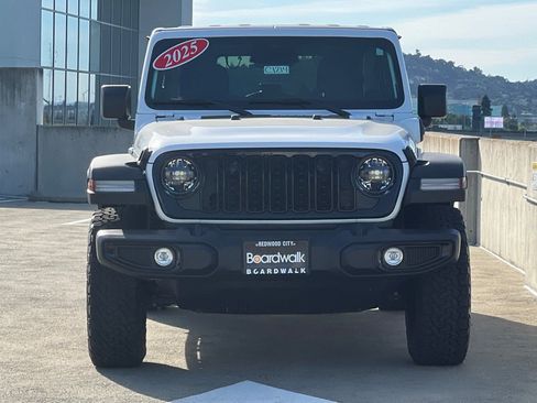 Used 2025 Jeep Wrangler Unlimited Sport S 4xe AWD/4WD image 9