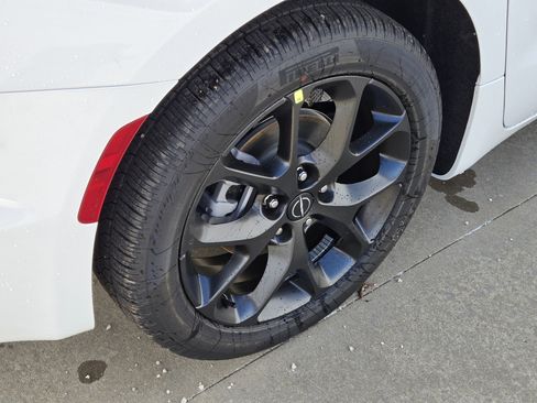 New 2026 Chrysler Pacifica Select w/ S Appearance Package image 6