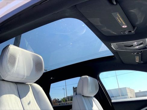 Certified 2024 Cadillac Lyriq Luxury w/ LPO, Floor Liner Package AWD/4WD image 22