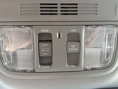 Used 2022 Honda CR-V EX image 26