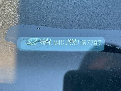 Certified 2025 Hyundai Elantra Blue image 8