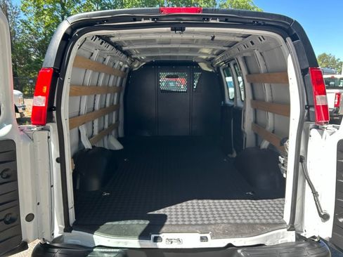 Used 2024 GMC Savana 2500 w/ Driver Convenience Package RWD image 25