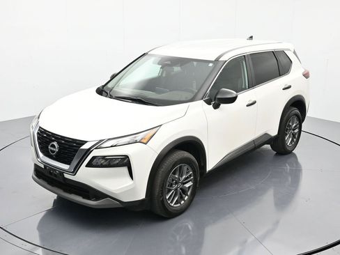 Certified 2023 Nissan Rogue S image 28