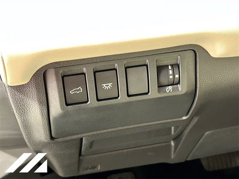 New 2025 Subaru Ascent Limited w/ Popular Package #2 image 10