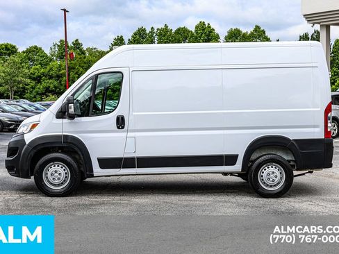 Used 2025 RAM ProMaster 2500 w/ Convenience Group FWD image 9