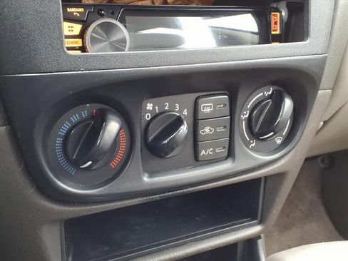 Used 2005 Nissan Sentra 1.8 S image 22