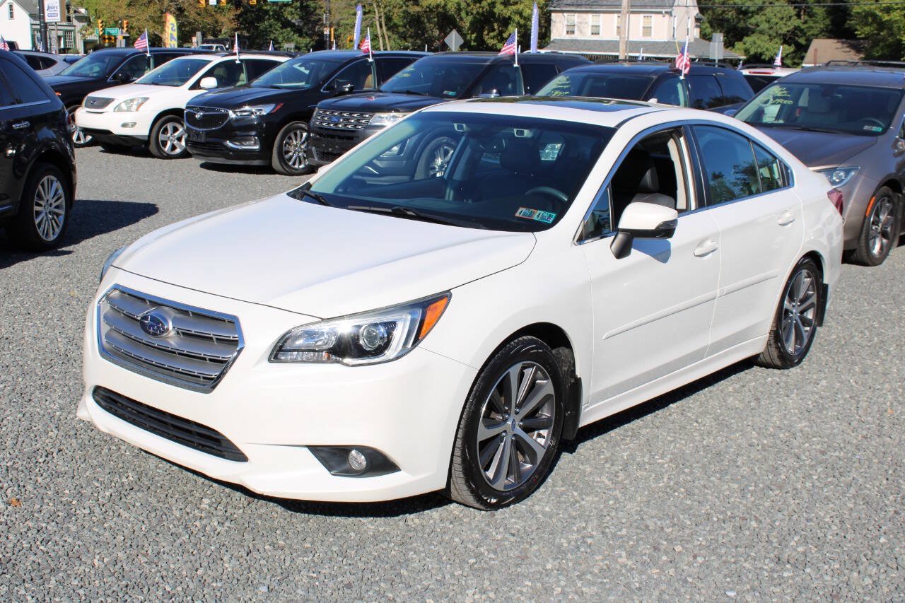 Used 2016 Subaru Legacy 2.5i Limited AWD/4WD image 2