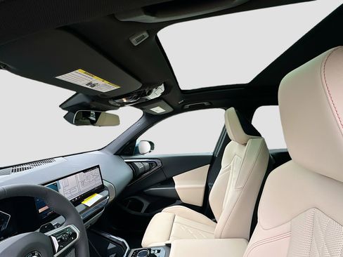 New 2025 BMW X3 xDrive30i w/ M Sport Package image 17