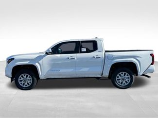 New 2026 Toyota Tacoma SR5 AWD/4WD video 2