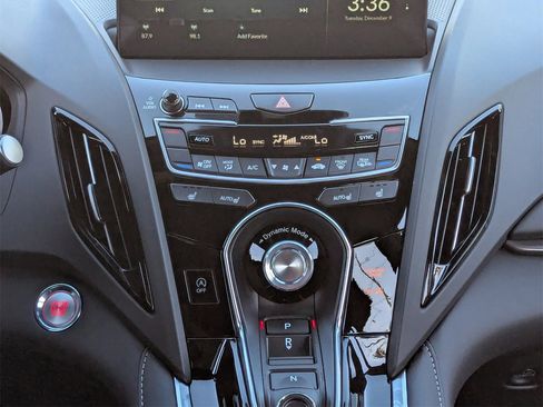 New 2026 Acura RDX SH-AWD image 23