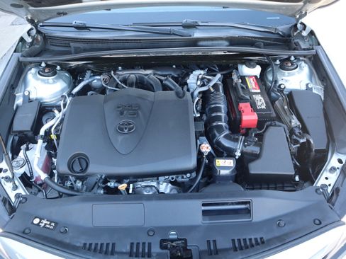 Used 2021 Toyota Camry XSE image 33