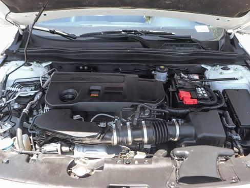 Used 2022 Honda Accord Sport image 11