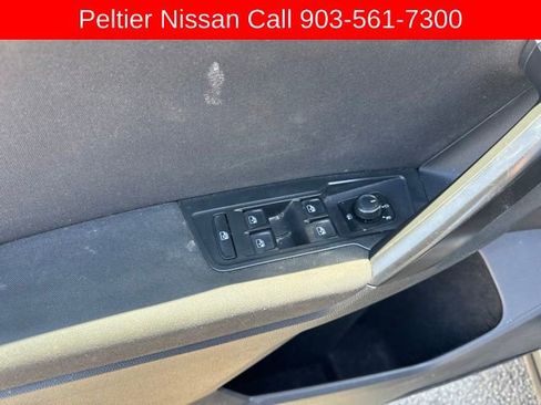 Used 2021 Volkswagen Tiguan S FWD image 10
