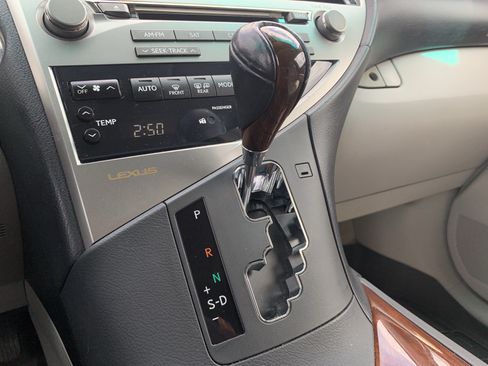 Used 2010 Lexus RX 350 2WD image 25