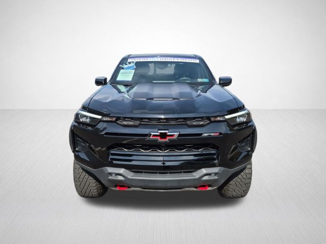 Used 2024 Chevrolet Colorado ZR2 w/ Technology Package AWD/4WD image 5