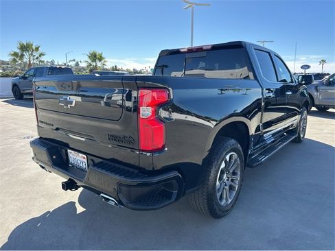 Used 2023 Chevrolet Silverado 1500 High Country w/ Z71 Off-Road Package image 6