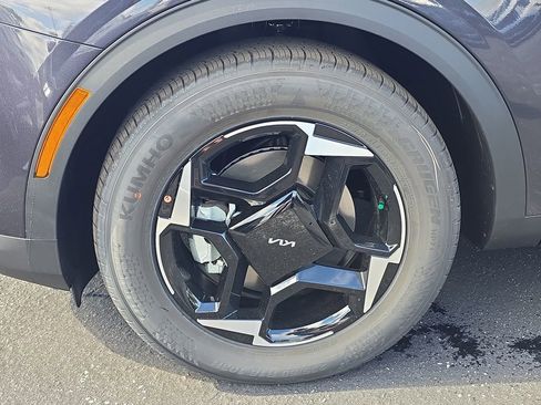 New 2026 Kia Sportage EX w/ EX Panorama Roof Package image 38