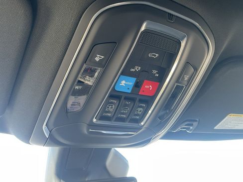 New 2026 Jeep Grand Wagoneer Limited image 24