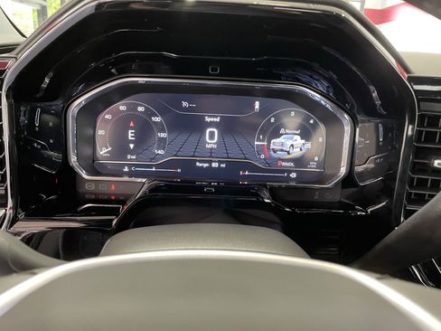 New 2025 GMC Sierra 1500 Elevation image 15