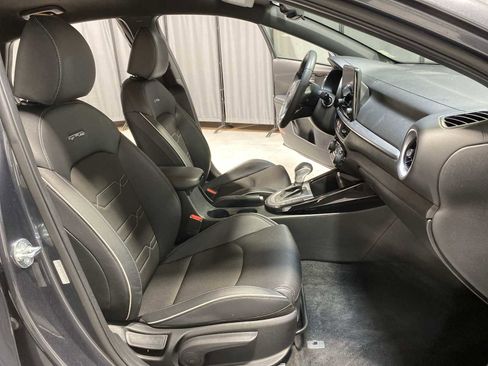 Used 2023 Kia Forte GT-Line image 14