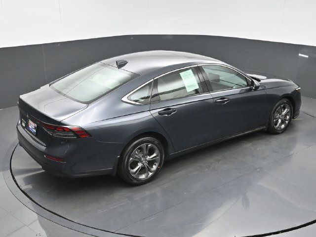 Certified 2023 Honda Accord EX image 33