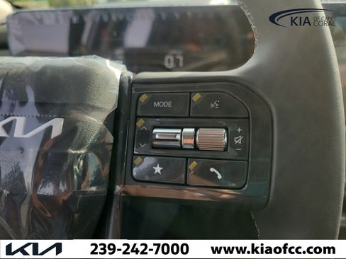 New 2027 Kia Seltos S FWD image 32