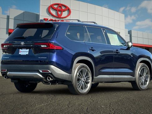 Certified 2026 Toyota Grand Highlander AWD Hybrid image 3