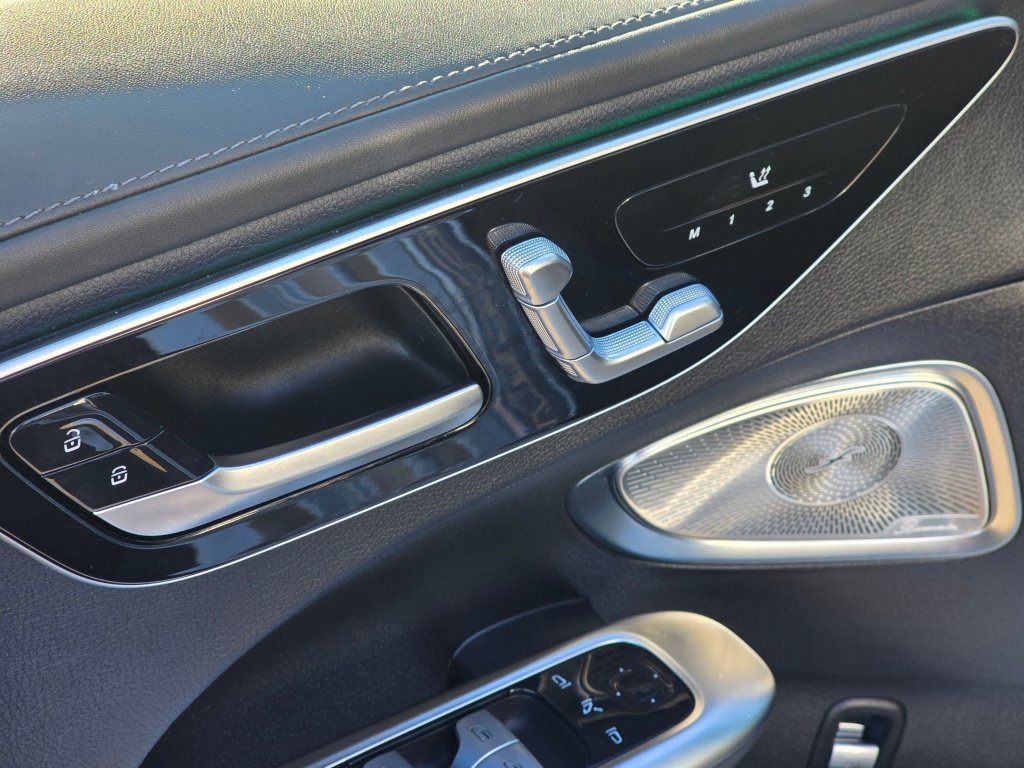 Used 2024 Mercedes-Benz C 300 4MATIC Sedan w/ AMG Line w/ Night Package image 36