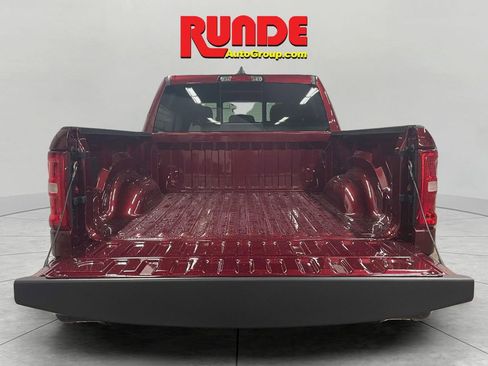Used 2025 RAM 1500 Big Horn AWD/4WD image 10