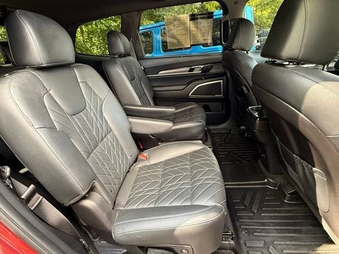 Used 2023 Kia Telluride EX X-Line AWD/4WD image 42