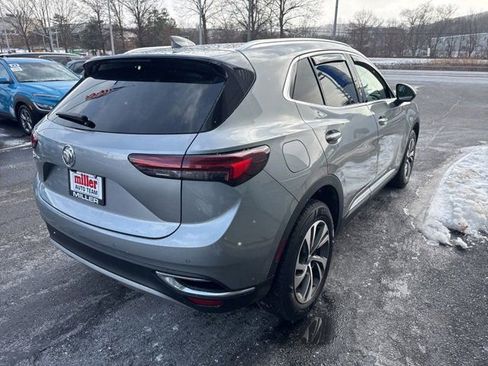 Used 2023 Buick Envision Essence image 6