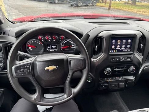 Used 2023 Chevrolet Silverado 1500 Custom AWD/4WD image 10