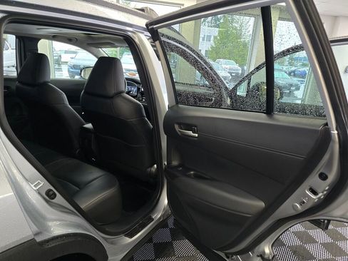 Certified 2026 Toyota Corolla Cross XLE image 39