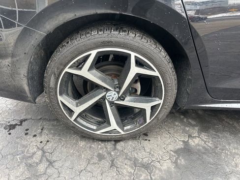 Used 2021 Volkswagen Passat 2.0T R-Line image 38