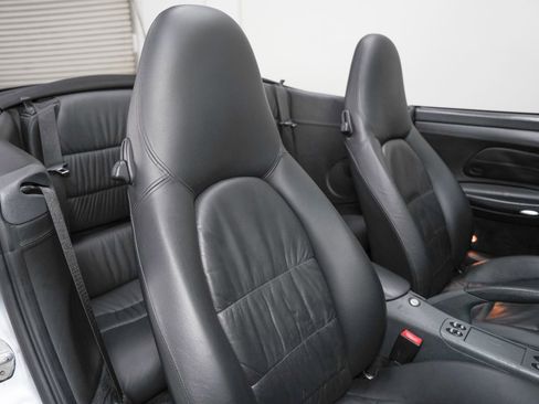 Used 1999 Porsche 911 Carrera image 29