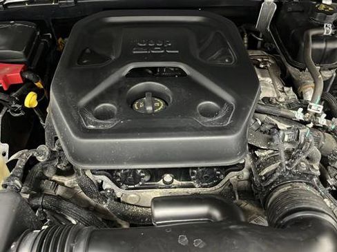 Used 2023 Jeep Wrangler Unlimited Rubicon 4xe w/ Steel Bumper Group image 27