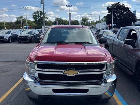 Used 2011 Chevrolet Silverado 2500 LT w/ Snow Plow Prep Package AWD/4WD image 2