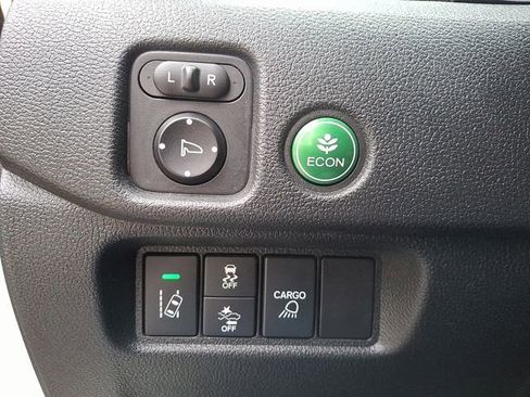 Used 2022 Honda Ridgeline Sport image 25