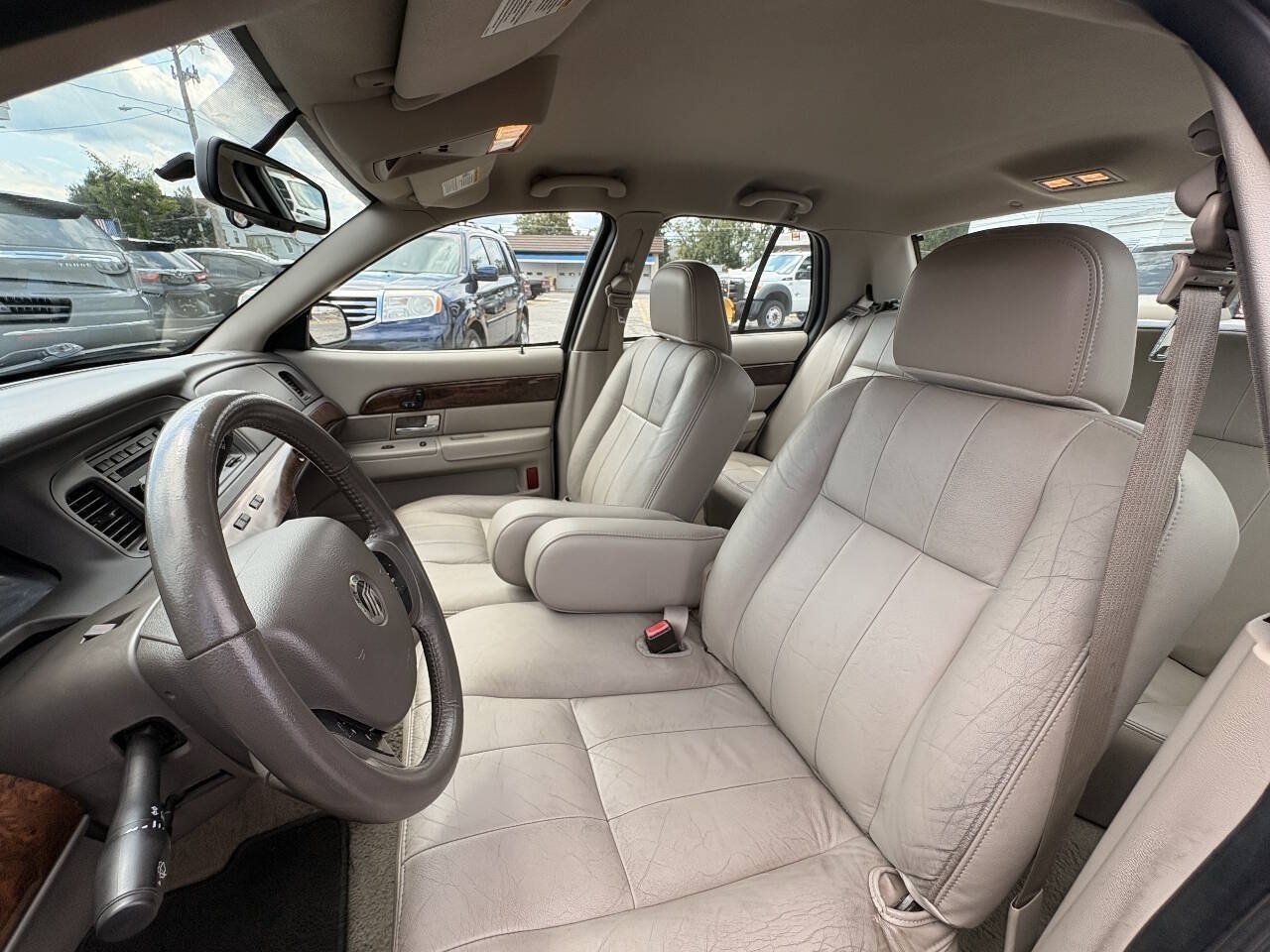 Used 2008 Mercury Grand Marquis LS RWD image 18