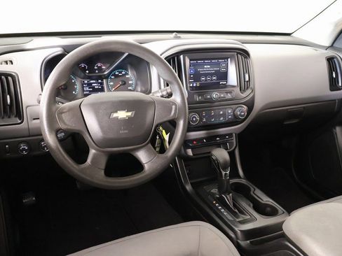 Used 2022 Chevrolet Colorado W/T image 2