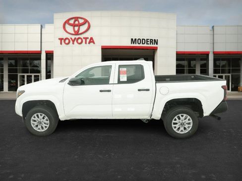New 2026 Toyota Tacoma SR image 9