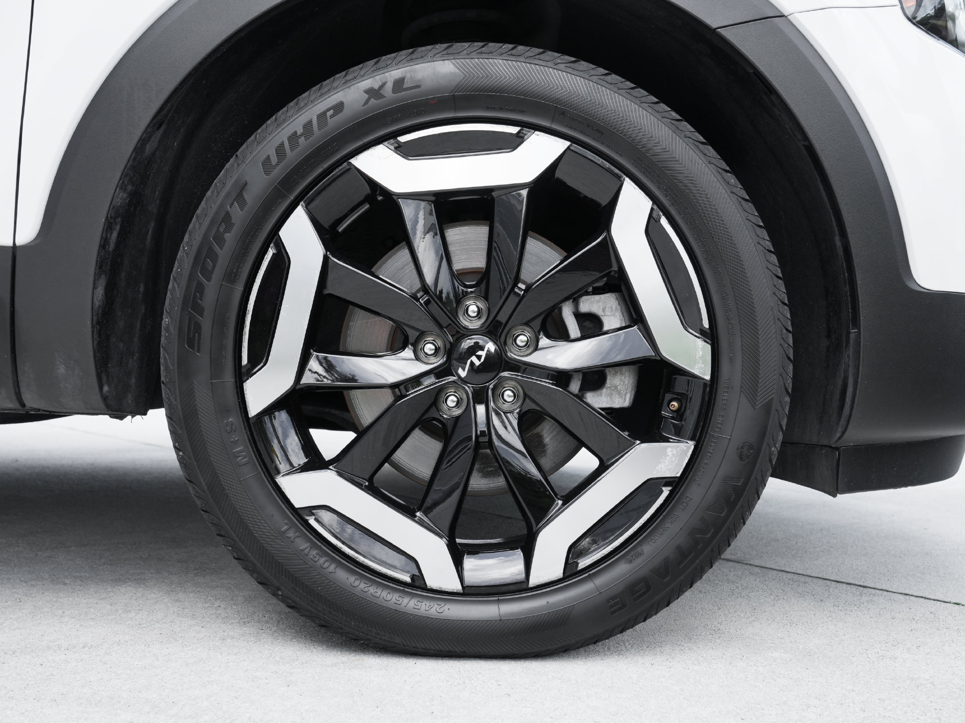 Used 2025 Kia Telluride S FWD image 41