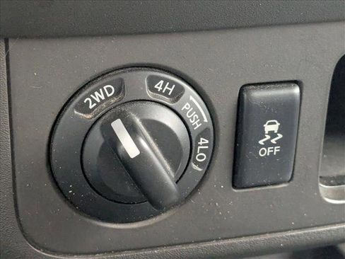 Used 2013 Nissan Xterra S w/ Value Package image 14