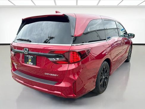 Used 2025 Honda Odyssey Sport-L image 5