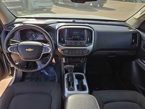 Used 2021 Chevrolet Colorado LT w/ Fleet Safety Package image 15